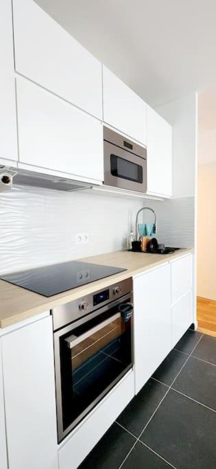 New & Serene 1-Bedroom Apart Near #Ladefenseparis #Parking&Fibre Сюрен Екстериор снимка