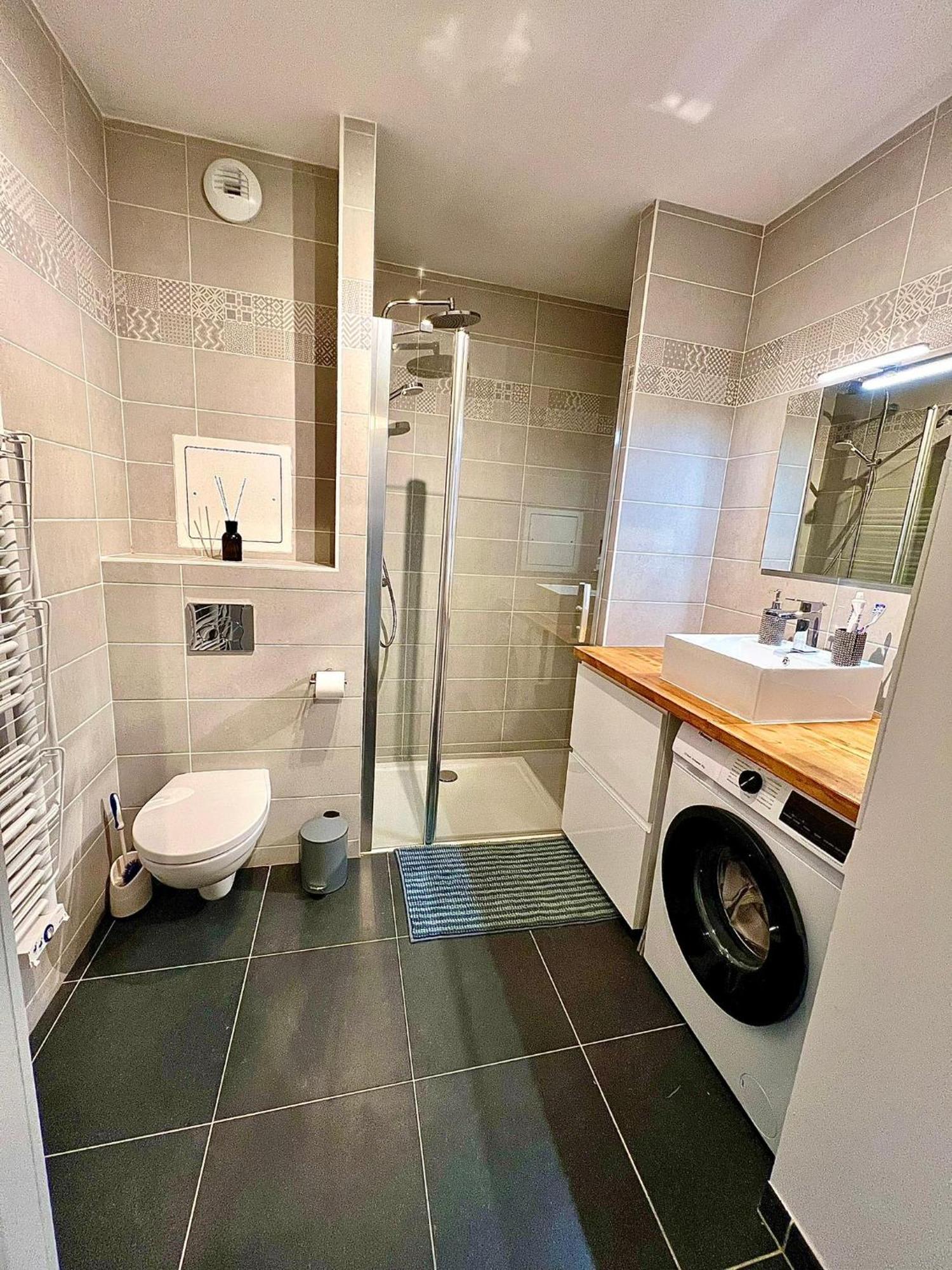 New & Serene 1-Bedroom Apart Near #Ladefenseparis #Parking&Fibre Сюрен Екстериор снимка