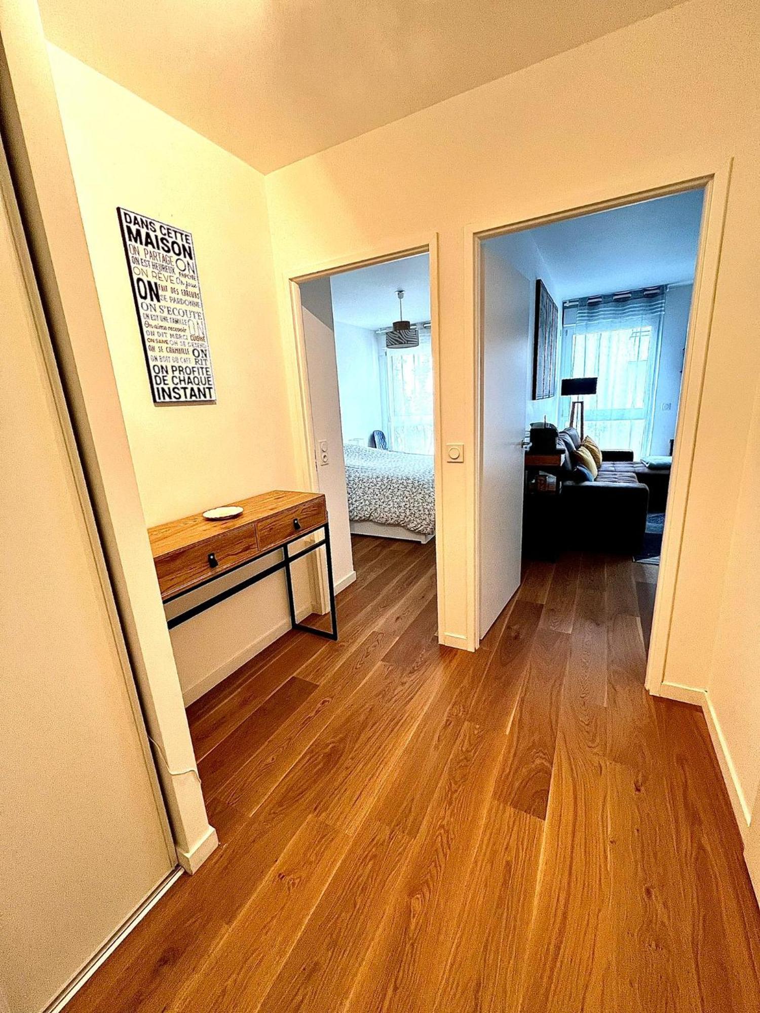 New & Serene 1-Bedroom Apart Near #Ladefenseparis #Parking&Fibre Сюрен Екстериор снимка