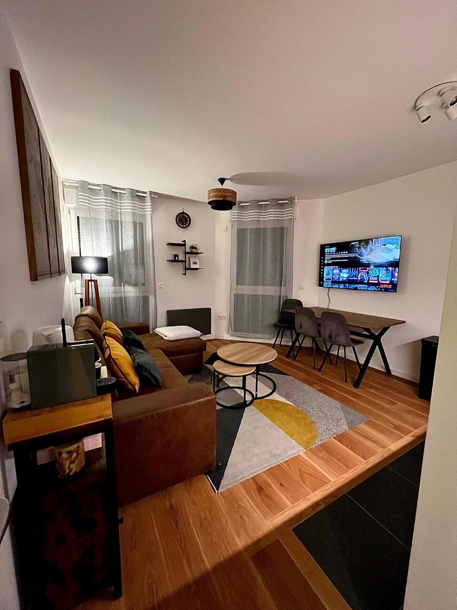 New & Serene 1-Bedroom Apart Near #Ladefenseparis #Parking&Fibre Сюрен Екстериор снимка